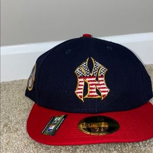 July 4th Yankees hat size 7 3/8 (58.7 CM) new
